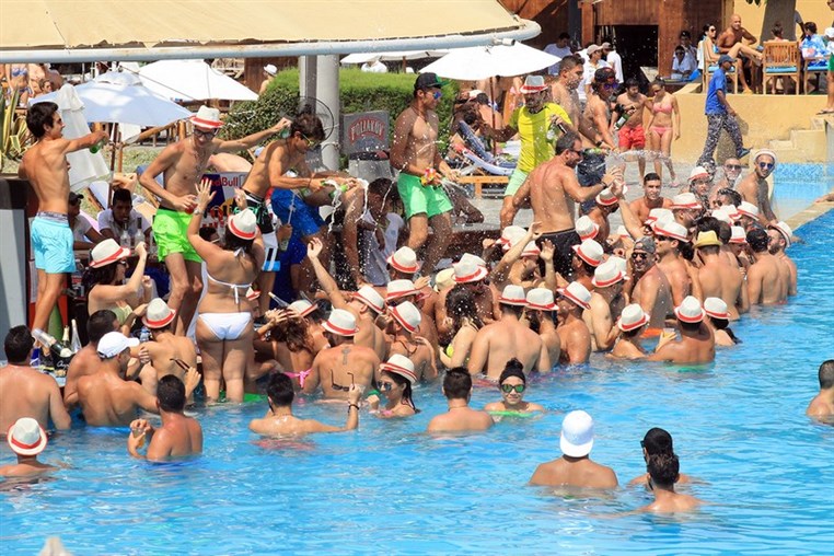 The Sunday Club at Cyan